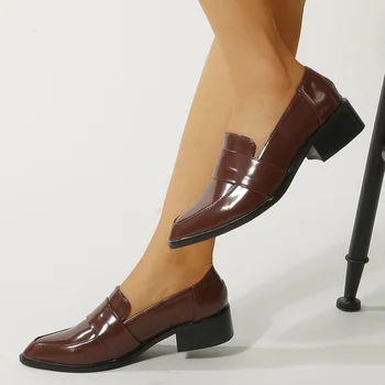 İlkbahar Sonbahar 2022 Yeni moda makosen ayakkabılar Mary Janes Kadın Ayakkabı Pompaları Sivri Kare Topuk Yüksek Kaliteli Bayan platform ayakkabılar Kadın