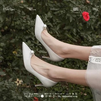 Moda Sivri Burun Stiletto Saten Yüksek Topuklu Kadın 2022 Yeni Yaz İnci Açık Ruj Rahat Düz Renk kadın ayakkabısı