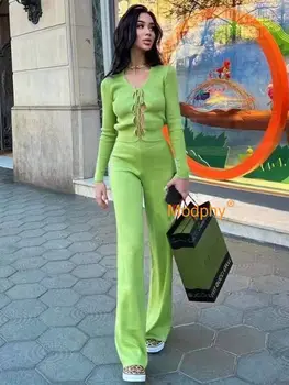 Ücretsiz Kargo kadın Örgü İki Parçalı Set Streç dantel-up Uzun Kollu Kazak ve Düz pantolon seti Rahat Moda Kadın Kıyafeti