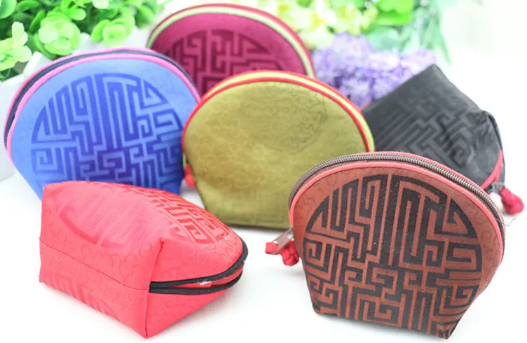 20 adet Dekoratif Kabuk Takı Hediye Kutusu Doğal İpek Mini saklama çantası Çin tarzı Bayanlar bozuk para cüzdanı Şeker Çikolata Favor Görüntü 0