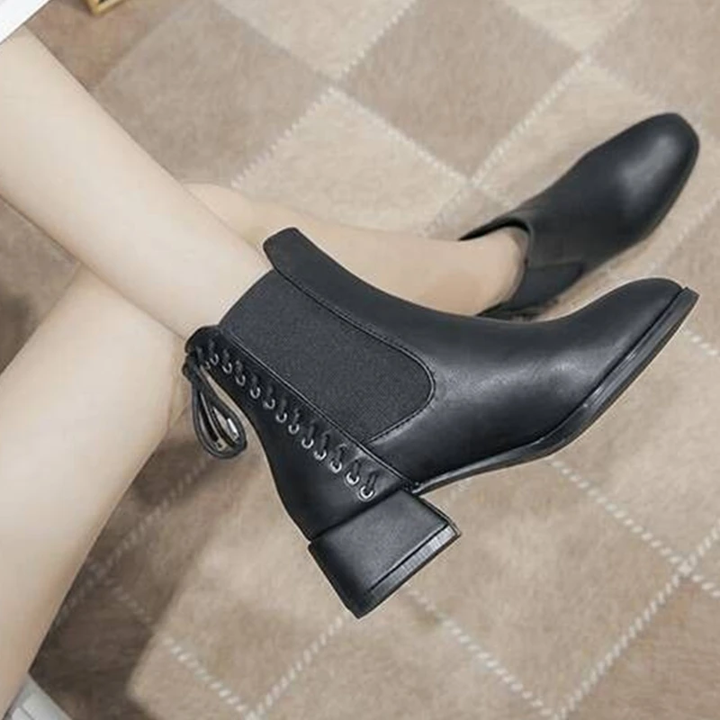 Kadın İlkbahar Sonbahar Chelsea Çizmeler Bayan Moda Geri Lace Up PU deri siyah ayakkabı 2023 yeni ayakkabı Kadın Kore Moda Hediye Görüntü 4