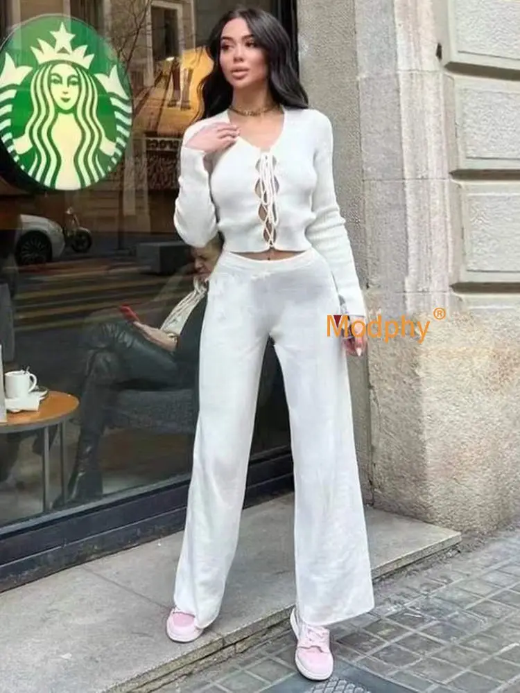 Ücretsiz Kargo kadın Örgü İki Parçalı Set Streç dantel-up Uzun Kollu Kazak ve Düz pantolon seti Rahat Moda Kadın Kıyafeti Görüntü 3